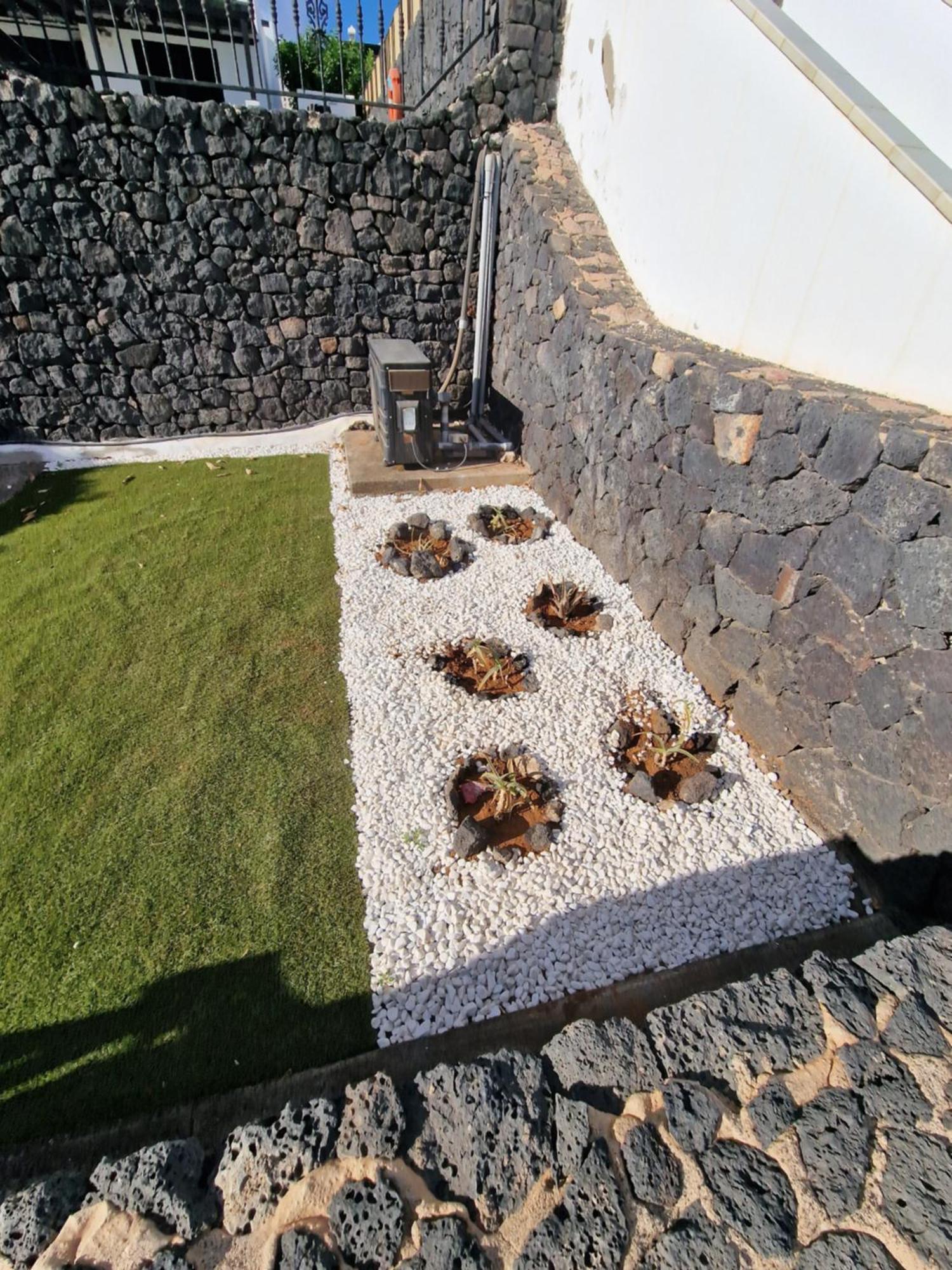 Villa Juanita, Puerto Del Carmen, Lanzarote Tias Luaran gambar